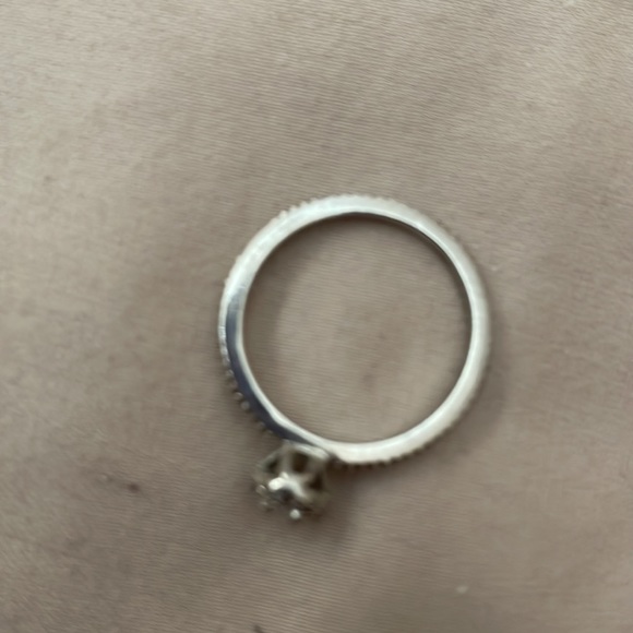 Stackable ring.3 silver rings w cubic zirconia canbe worn together or separate. - Picture 5 of 6